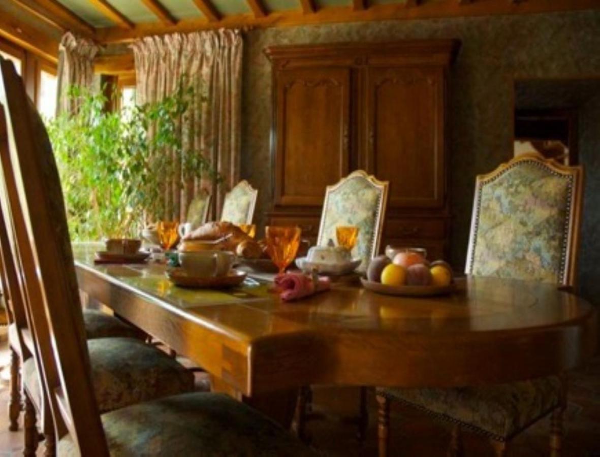 Chambres D'Hotes Les Pierries Vézannes Dış mekan fotoğraf